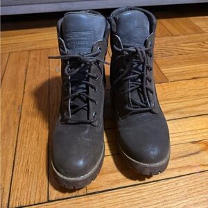 Crown Vintage Calista combat boots